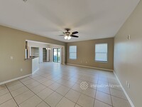 4718 Lindever Ln in Palmetto, FL - Foto de edificio - Building Photo