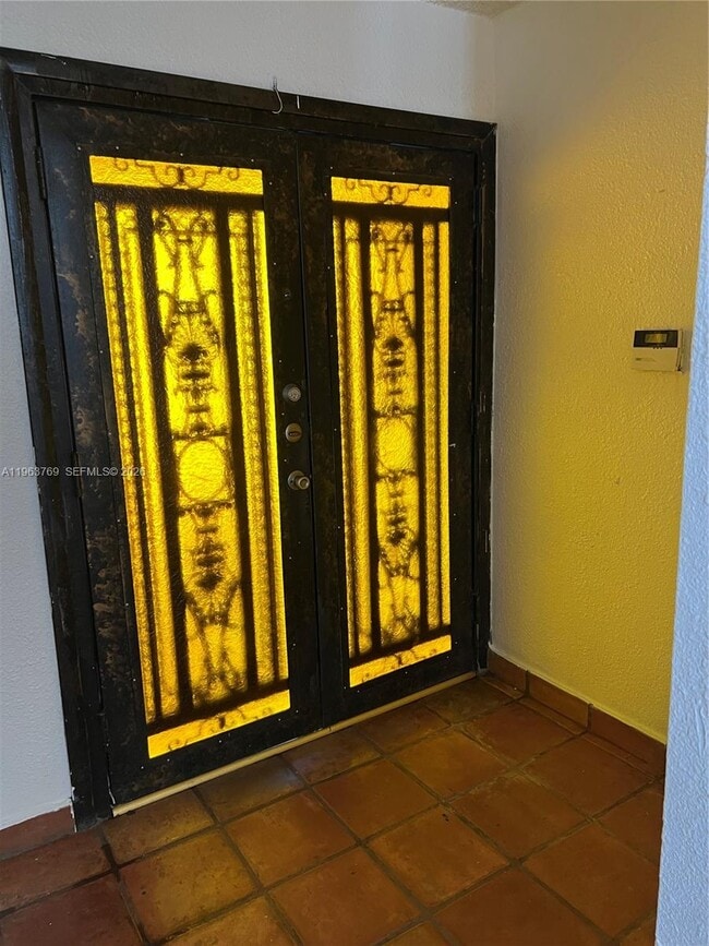 2950 SW 135th Ave in Miami, FL - Building Photo - Building Photo