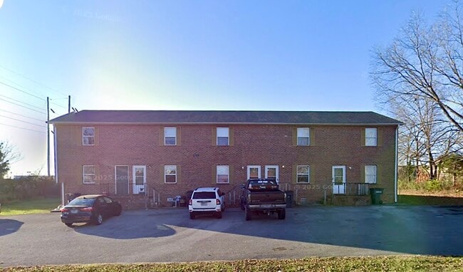 540 W Stevens St