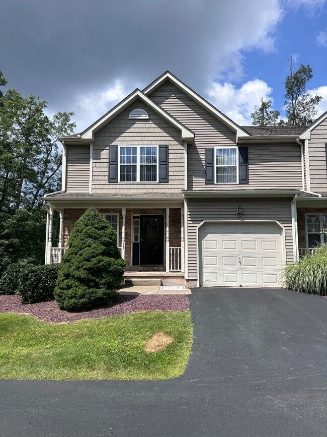 property at 11 Sand Hollow Dr