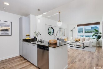 300 Berry St in San Francisco, CA - Building Photo - Building Photo