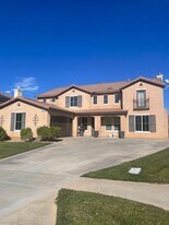 1229 Amaryllis Way in Corona, CA - Building Photo