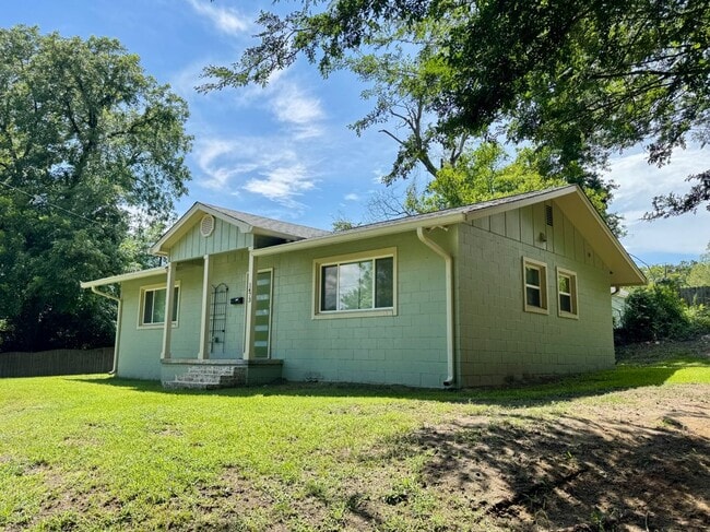 property at 1473 Calhoun St Ln