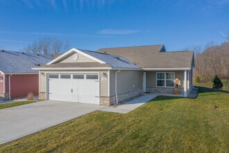 Redwood Warsaw in Warsaw, IN - Building Photo - Building Photo