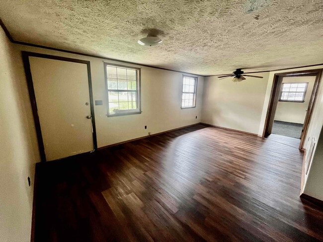 576 Halbert Heights Rd