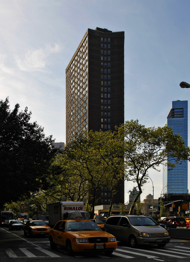 Nevada Towers in New York, NY - Building Photo - Building Photo