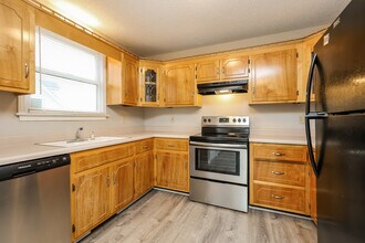 3507 Clearwater Dr in Clarksville, TN - Foto de edificio - Building Photo