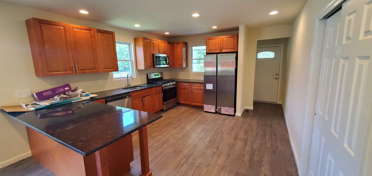 4 Orchard Square in Caldwell, NJ - Building Photo