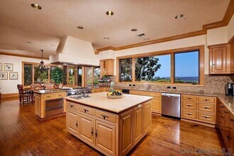 14716 Ladys Secret Ct in Rancho Santa Fe, CA - Building Photo - Building Photo