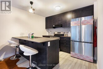 804 Parnian Private in Ottawa, ON - Building Photo - Building Photo