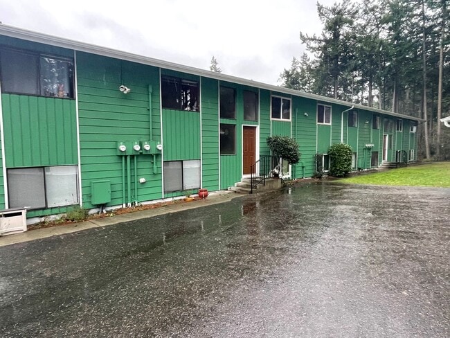 645 NW Atalanta Way in Oak Harbor, WA - Building Photo - Building Photo