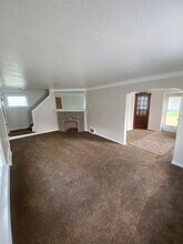 22731 Arms Ave in Euclid, OH - Building Photo - Building Photo