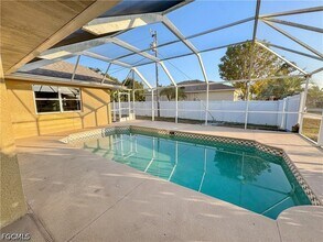326 SW 29th St in Cape Coral, FL - Building Photo - Building Photo