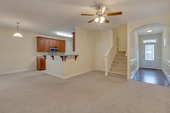 650 Summer Hill Way in Richmond Hill, GA - Building Photo - Building Photo