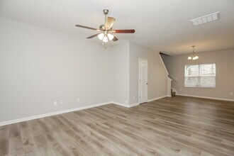 7525 Thorn Bluff Rd in Charlotte, NC - Building Photo - Building Photo