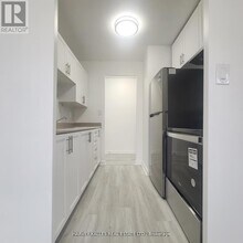 125 Shelborne Ave in Toronto, ON - Building Photo - Building Photo