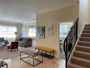 1008 Orange Isle in Fort Lauderdale, FL - Building Photo - Building Photo