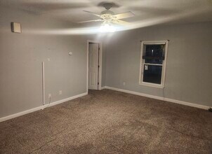 10 Holman St in Attleboro, MA - Building Photo - Building Photo