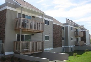 Deer Creek Apartments