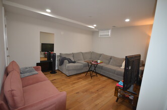 14 Mount Hood Rd, Unit 1 in Boston, MA - Building Photo - Building Photo