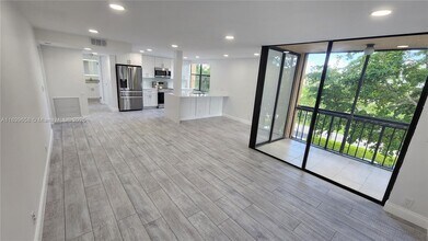 750 Egret Cir in Delray Beach, FL - Building Photo - Building Photo