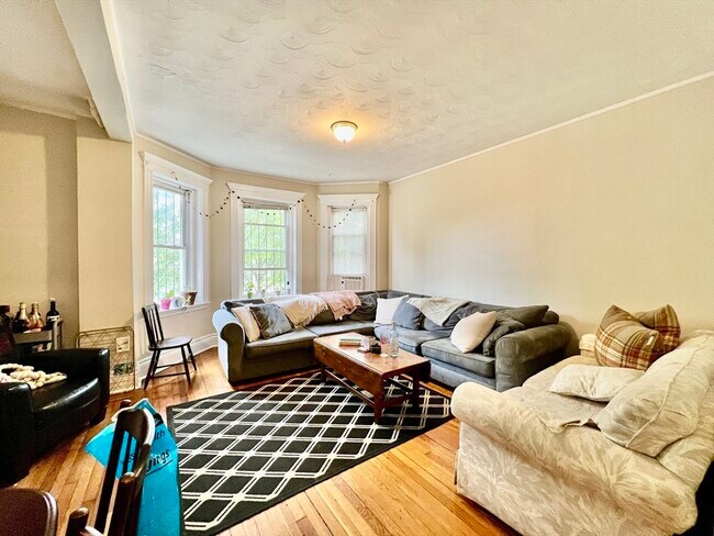 property at 1721 Commonwealth Ave