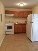 535 Lafayette St, Unit 2 in Gretna, LA - Building Photo - Building Photo