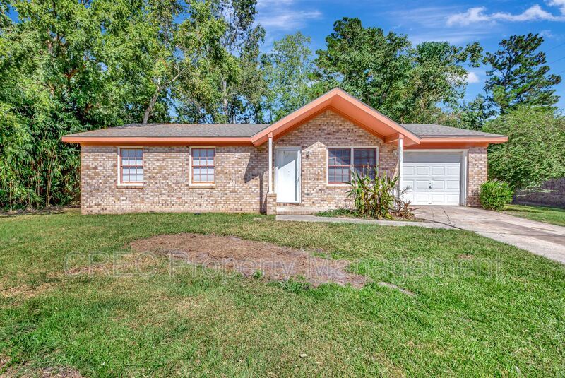 1200 Margaret Dr in Ladson, SC - Building Photo