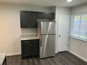 2945 Lucas Way in Columbus, IN - Building Photo - Building Photo