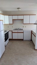 Deer Run Apartments in Waupun, WI - Building Photo - Building Photo