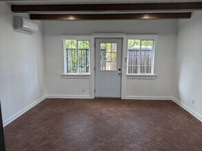 3816 Laurel Canyon Blvd in Studio City, CA - Building Photo - Building Photo