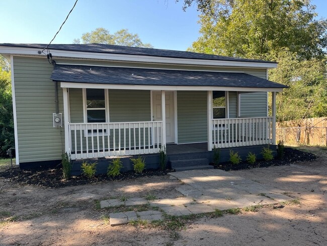 property at 439 N 5th St