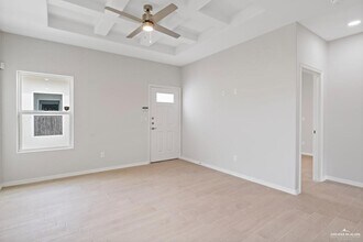 2901 W Driftwood St-Unit -2 in Edinburg, TX - Building Photo - Building Photo