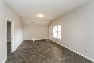4588 Longtree Ave in Memphis, TN - Building Photo - Building Photo