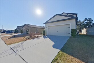 30161 Fedora Cir in Brooksville, FL - Building Photo - Building Photo