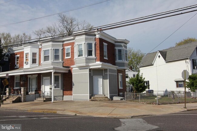 property at 101 S Brown St