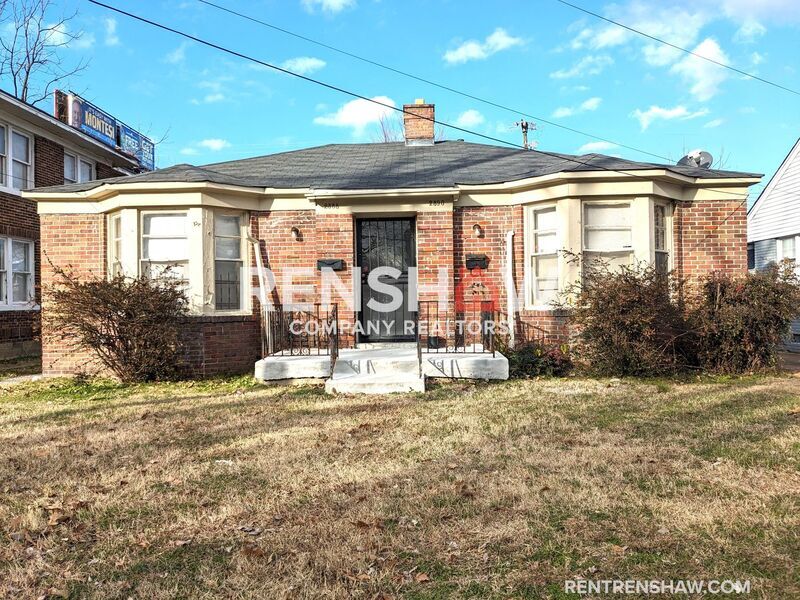 2388 Forest Ave in Memphis, TN - Foto de edificio