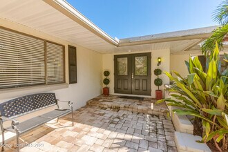 1639 Emmaus Rd NW in Palm Bay, FL - Building Photo - Building Photo