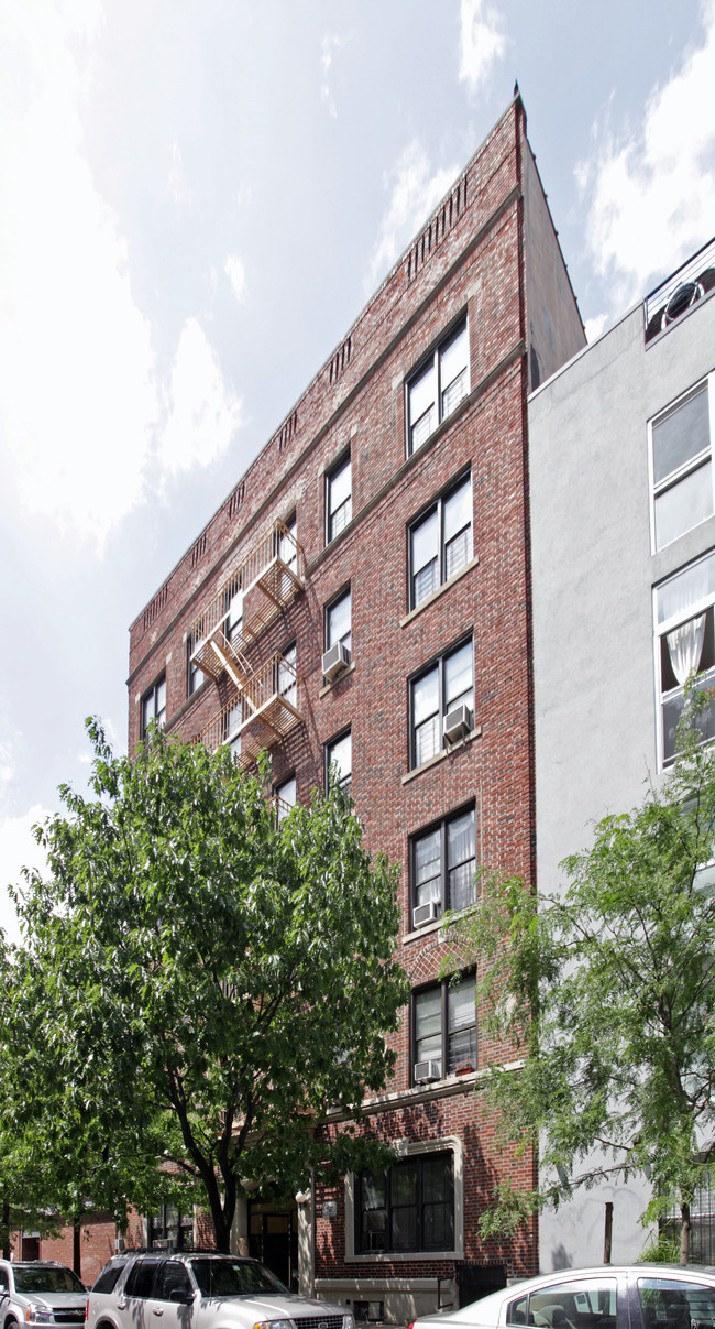 347 S 3rd St in Brooklyn, NY - Building Photo - Building Photo