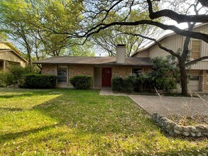 6307 Shadow Valley Dr in Austin, TX - Foto de edificio - Building Photo