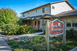 901 Spruce St in Sandpoint, ID - Building Photo