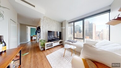 237 E 34th St in New York, NY - Building Photo - Building Photo