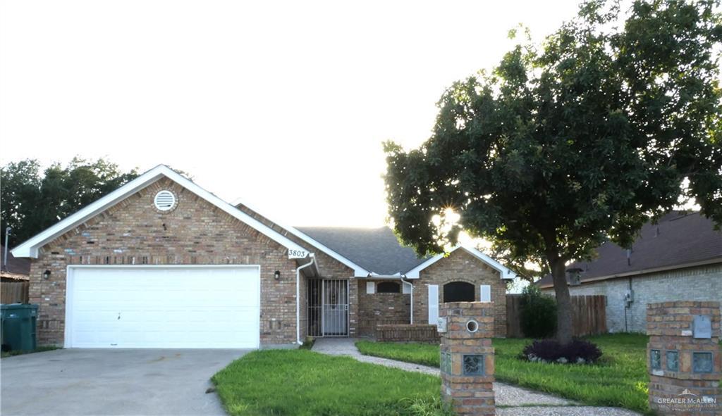 3803 N Crown Ln in Pharr, TX - Building Photo