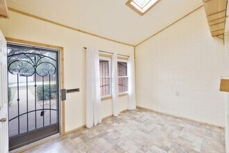 3202 45th St in Lubbock, TX - Foto de edificio - Building Photo