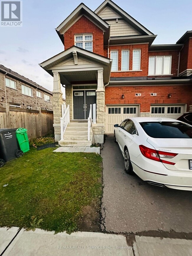 90 Royal Fern Cres in Caledon, ON - Building Photo - Building Photo