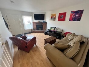 1227 Marywood Ct in Aurora, IL - Building Photo - Building Photo