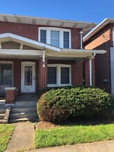 811 Chestnut St in Emmaus, PA - Building Photo - Building Photo