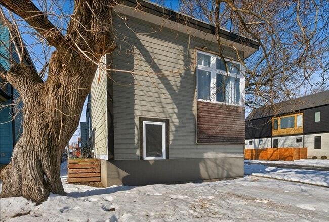 1960 Bellefontaine St in Indianapolis, IN - Building Photo - Building Photo