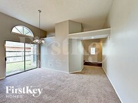 17710 Garnercrest Dr, Unit 1 in Houston, TX - Foto de edificio - Building Photo