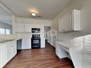 100 Grayhawk Way in Simpsonville, SC - Building Photo - Building Photo